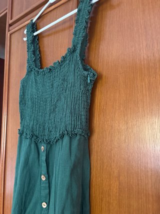 Vestido largo verde.