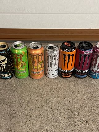 Lattine Monster Energy Vuote
