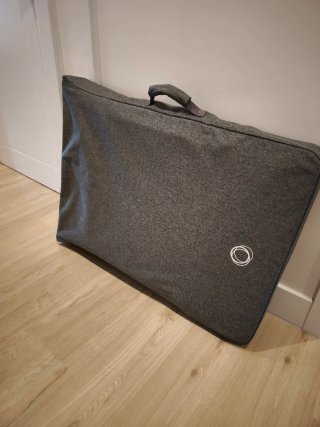 Cuna de viaje Bugaboo Gris