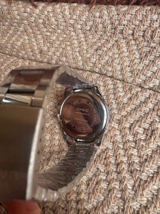 Reloj Casio Acero.