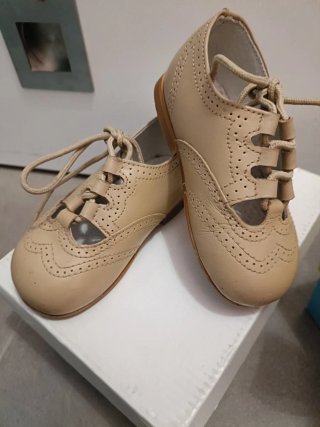 Lote 2 pares zapatos  Talla 20
