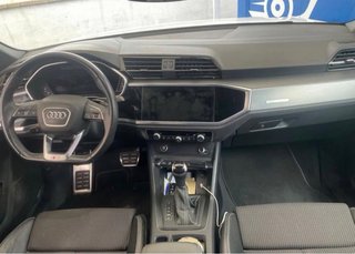 Audi Q3 Sportback Black Edition Sline