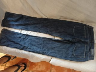 Lote 3 pantalones y camiseta marrón