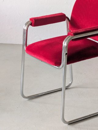 Silla tubular roja años 60