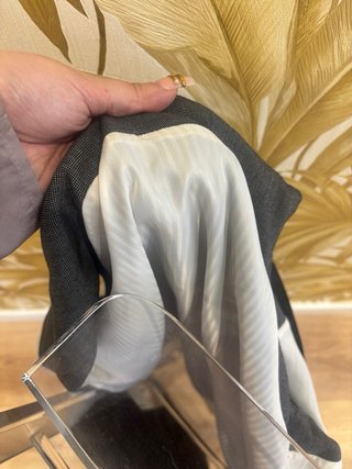Vestito grigio aderente da ufficio