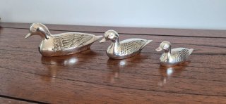 Set 3 Patos Decorativos Metal Plateado
