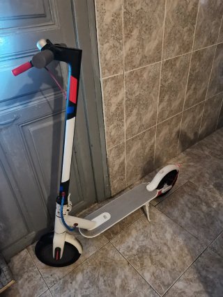 Patinete Eléctrico Xiaomi M365