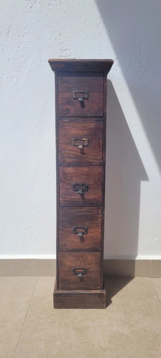 Mueble rústico artesanal