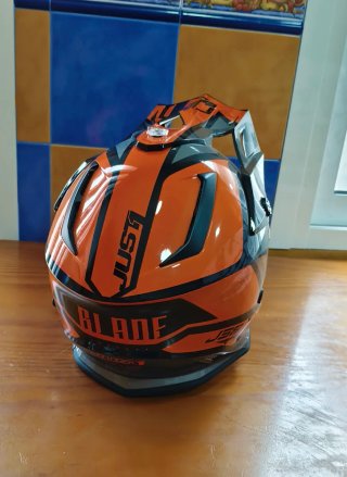 Casco Just1 Motocross y BMX Nuevo Ligero