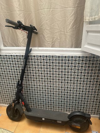 Xiaomi Scooter 5 + Soporte Móvil
