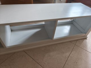 Estantería blanca de madera