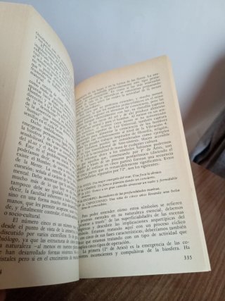 Un mandala astrológico el ciclo de las transfor...