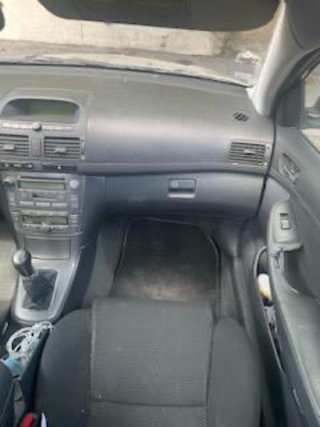 Toyota Avensis 2004
