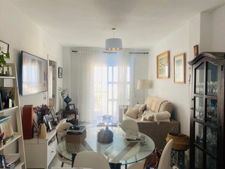 Alquilo piso en conil