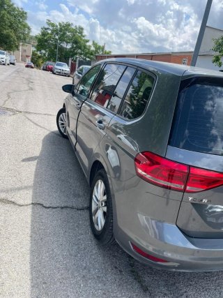 Volkswagen Touran 2016