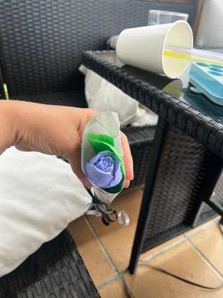 Flor de jabón artesanal morada