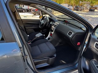 Peugeot 307 sw 2006 149.000 kms pegatina B