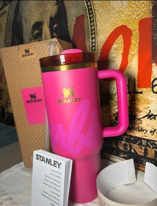 Termo Stanley Barbie Rosa