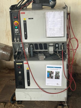 Robot ABB + Controlador IRC5 + Mando + hor melt