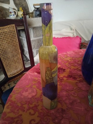 Jarrón de vidrio pintado multicolor