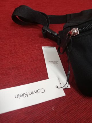 Riñonera Calvin Klein Jeans Negra
