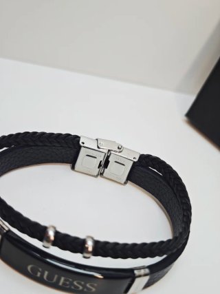 Pulsera Guess Hombre Cuero Trenzado Negro