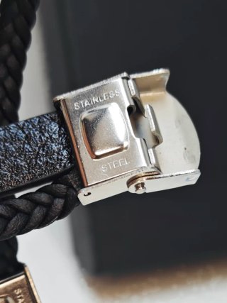Pulsera Guess Hombre Cuero Trenzado Negro