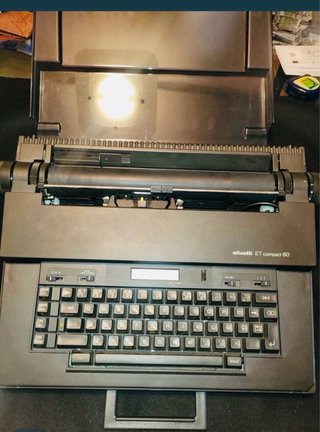 Máquina Escribir Eléctrica Olivetti ET Compact