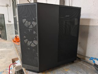 Torre PC + Scheda Madre ASUS + Raffreddamento a Liquido