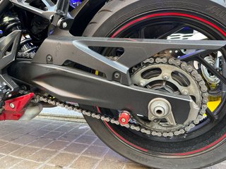 Suzuki GSX-S750 Naked full
