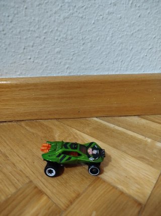 Hot wheels Sandivore.