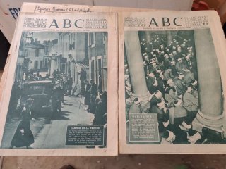 13 periódicos del ABC. Originales