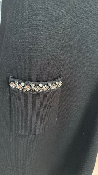 Vestido negro con pedrería