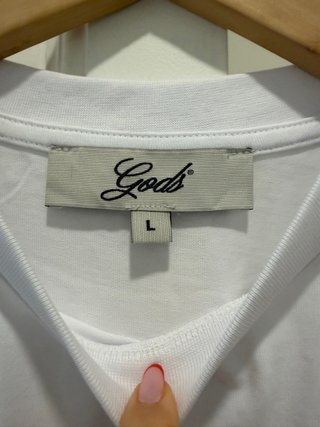 Camiseta blanca con logo estrella FG