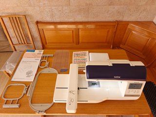 Brother Innovis NV800E