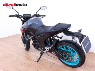 YAMAHA MT 125