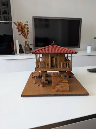 Horreo de madera decorativo