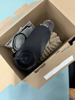 Cafetera Nespresso Vertuo Pop Negra