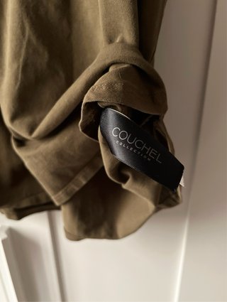 Camiseta COUCHEL cuello V verde oliva Talla XL