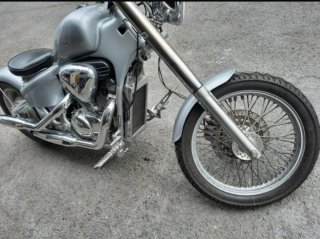 Honda Shadow 600 Bobber Homologada
