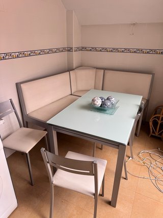 Mesa rinconera cocina con sillas