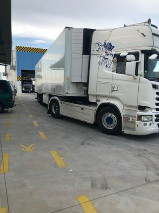 Conjunto Frigorífico y tractora