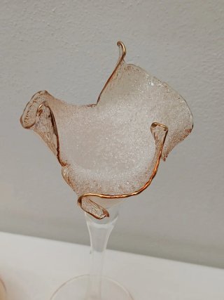 Boccetta e vaso in vetro soffiato rosa