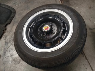 Llantas Seat Clásico Strall 4x98 con neumáticos