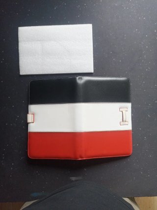 Funda para tablet tricolor