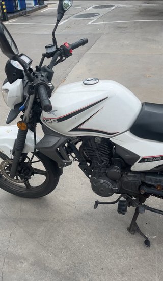Moto Keeway RKS 125 Blanca