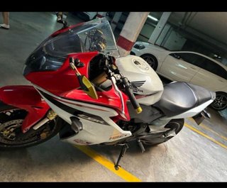 Honda CBR 600F 2012 Roja y Blanca Impoluta 30.000k