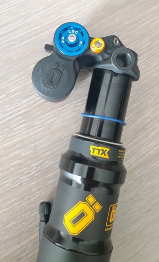 Ohlins TTX Air 165x45 Trunion