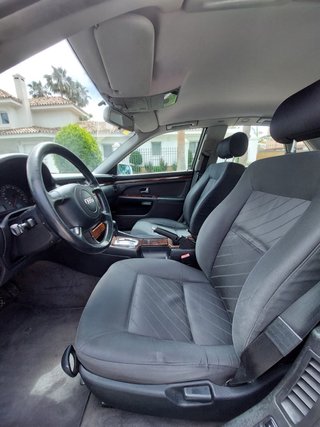 Audi A8 1999