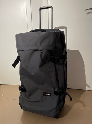 Maleta Eastpak Grande Gris